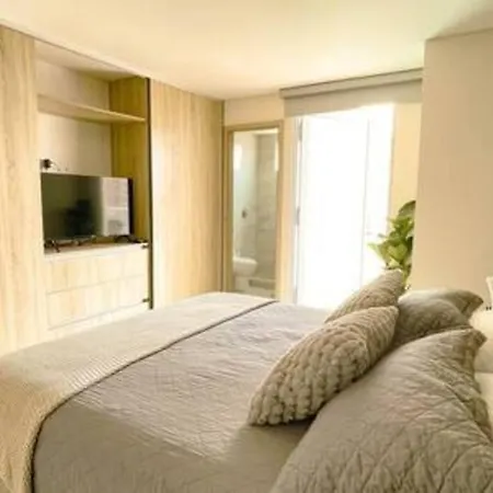 Luxury View, 3