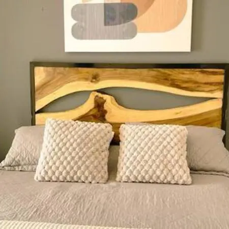 Luxury View, 3